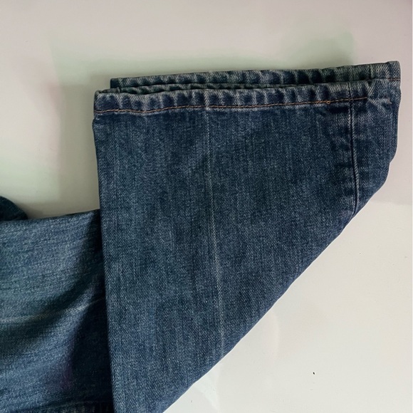 Banana Republic • Medium Wash Flare Jeans - Picture 2 of 4